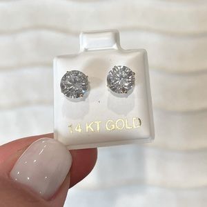 14k Gold 2.0ctw Simulated Diamond Studs